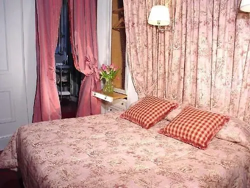 Casa Heberart Guest House Capo le Case Roma