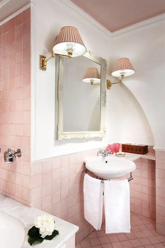 Casa Heberart Guest House Capo le Case Roma
