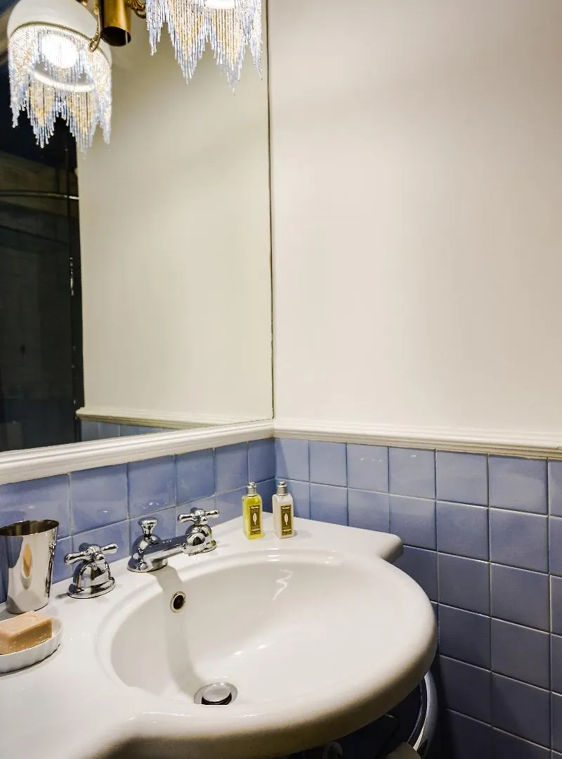 Casa Heberart Guest House Capo le Case Roma