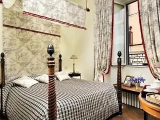 Casa Heberart Guest House Capo Le Case Rome