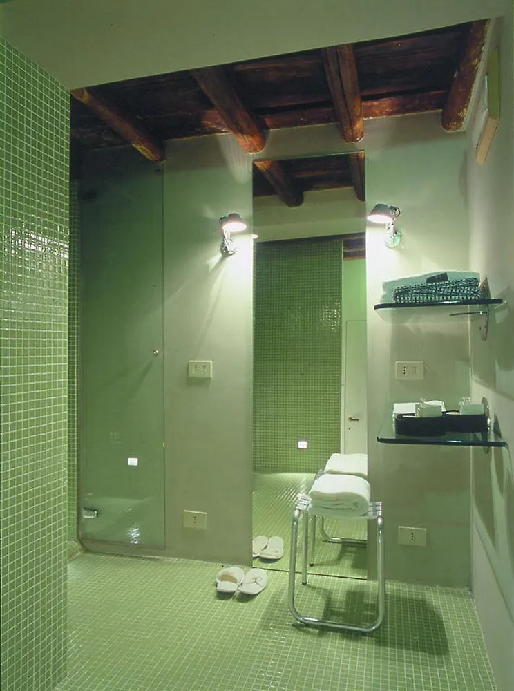 Casa Heberart Guest House Capo Le Case Rome Italië